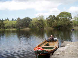 boatman.jpg (387883 bytes)