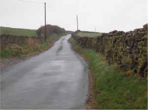 05.the road continues uphill.jpg (116903 bytes)