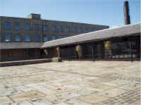 courtyard4.jpg (218575 bytes)